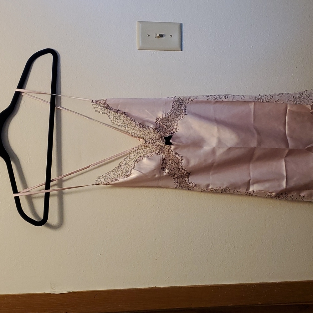 Victoria's Secret pink and black shift dress